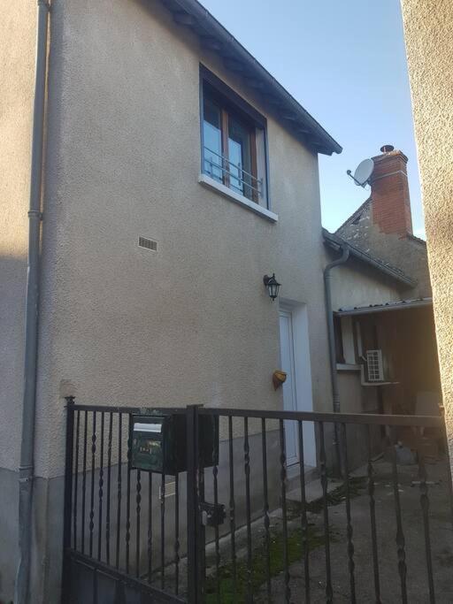 Chez Nino Wifi Gratuit Vila Beaulieu-sur-Loire Exterior foto